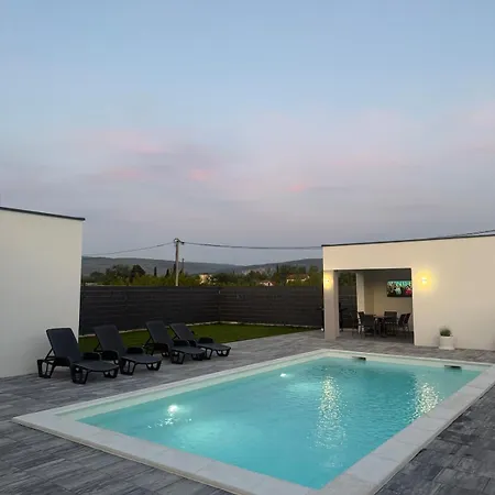Buna Galas Villa Mostar